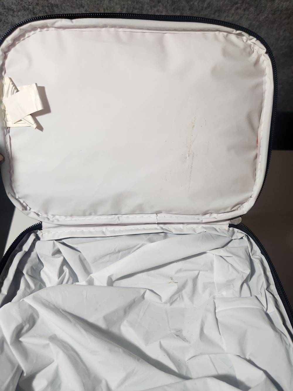 Insulated Lunch Bag/ Box with multiple pockets - Picture 4 of 8